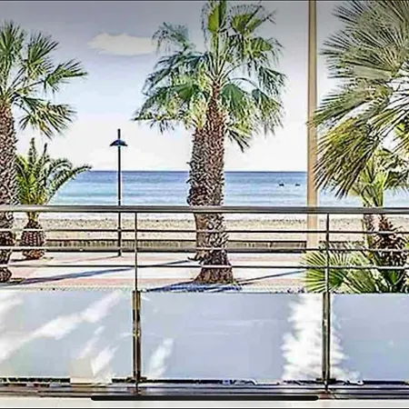 Frente A Mar Salida Directa Playa Solo 30m Agua Apartment